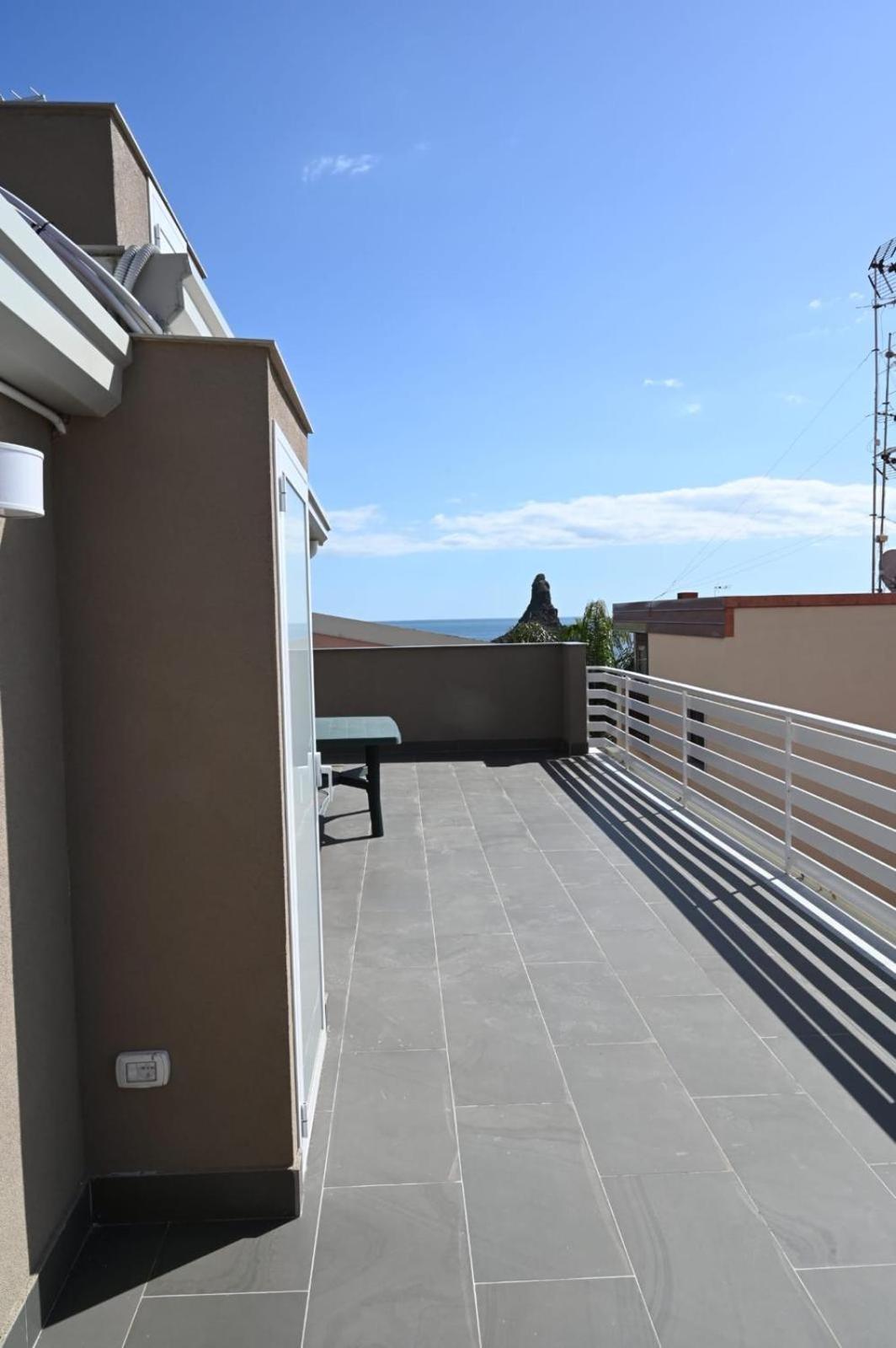 Perla Marina Acitrezza Villa Aci Trezza Bagian luar foto
