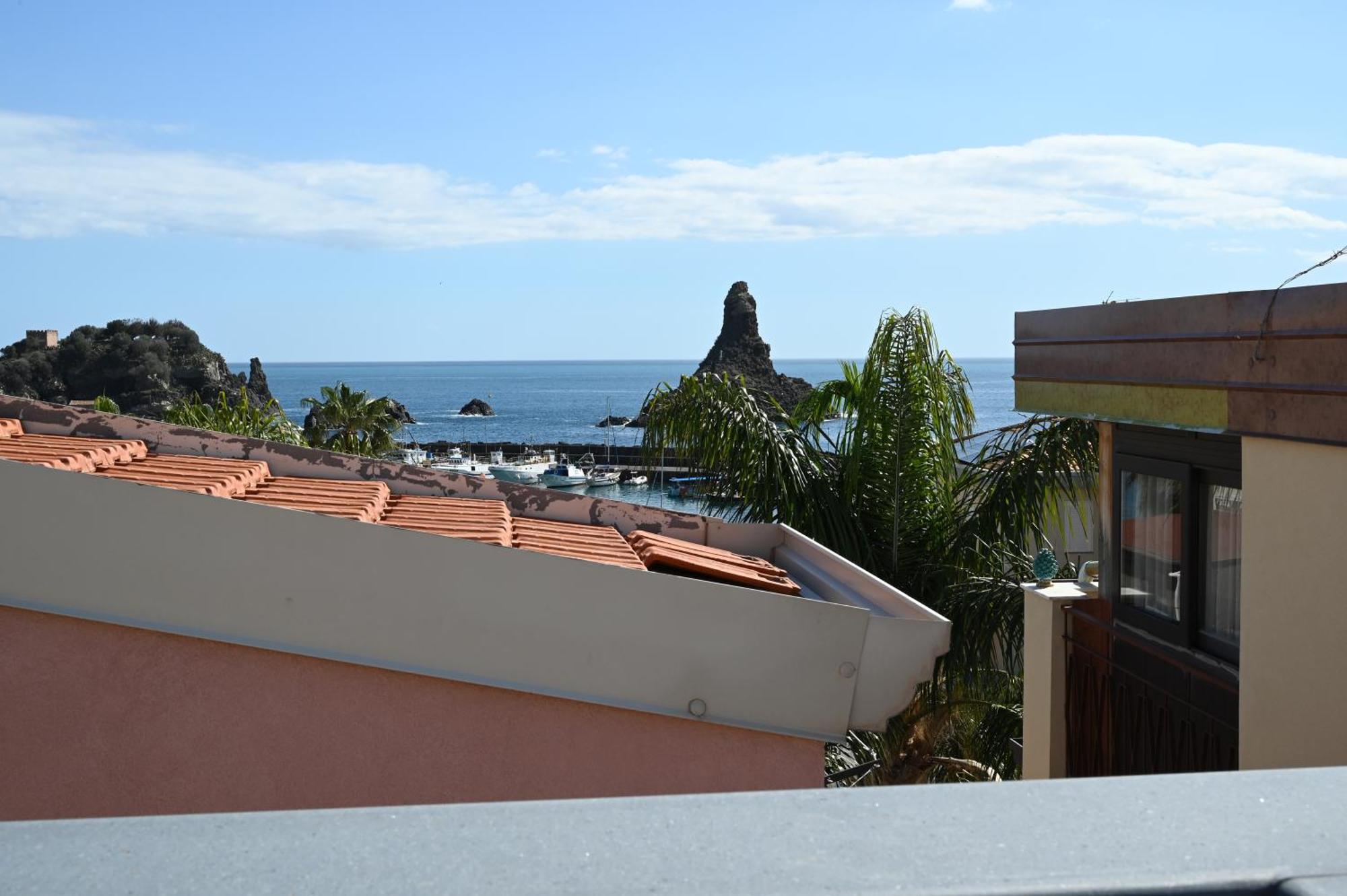 Perla Marina Acitrezza Villa Aci Trezza Bagian luar foto